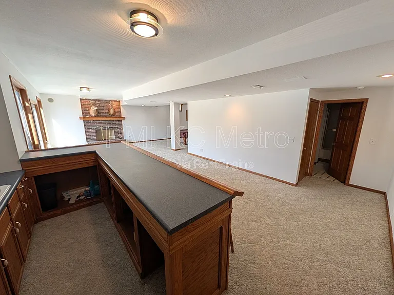 3905 SW 14th St — Photo 21