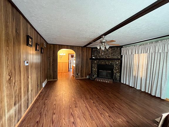 5th image of 1301 Toles Ave