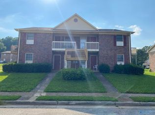 1505 Barrington Rd NW #D, Huntsville, AL 35816