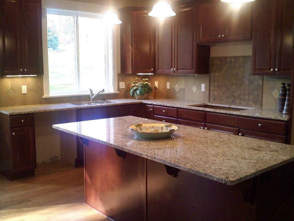 gourmet kitchen