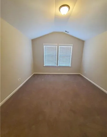 336 Sonoma Dr — Photo 6