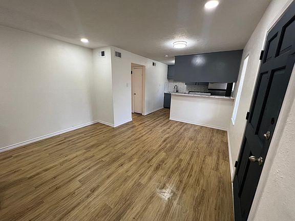 2nd image of 1125 E Huisache Ave #1