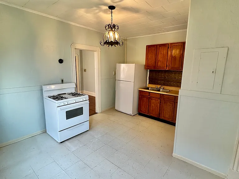 365 Franklin Ave #2S — Photo 22