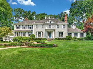 7 Wahackme Ln, New Canaan, CT 06840