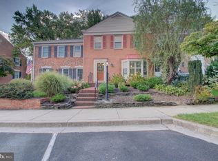 6412 Wainfleet Ct, Springfield, VA 22152