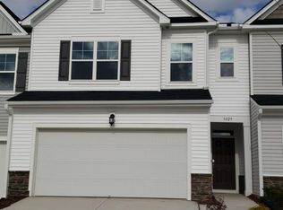 5029 Arkose Dr, Raleigh, NC 27610