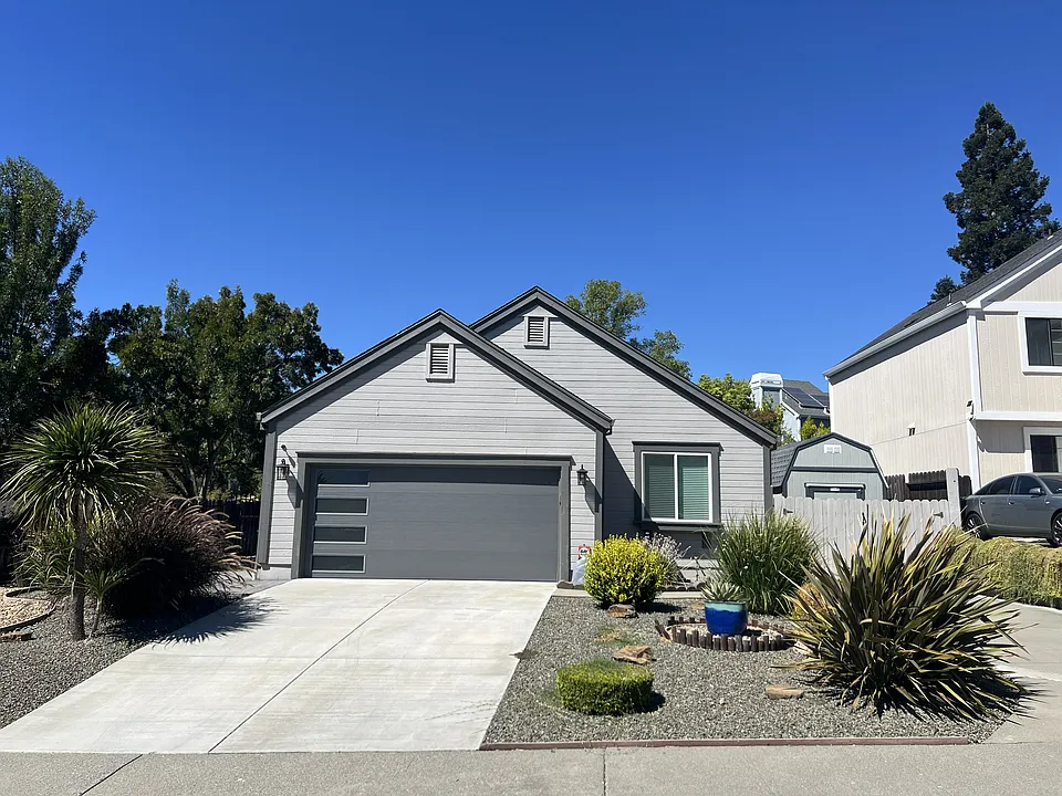 2584 Canton Ln