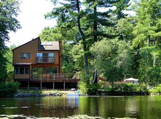 18 Fosters Pond Rd, Andover, MA 01810