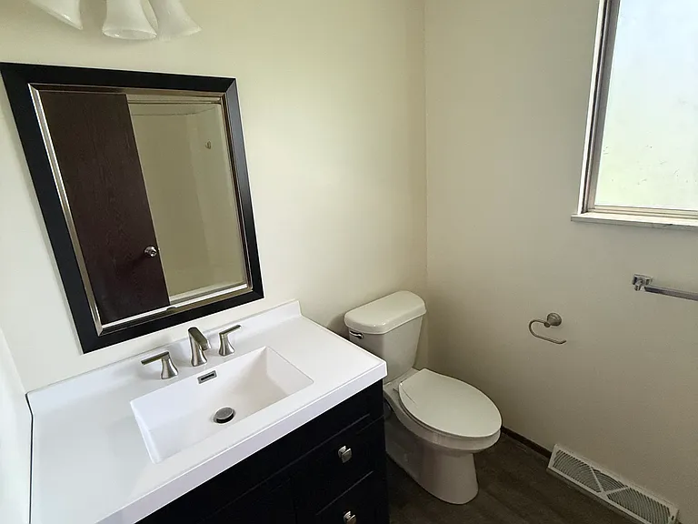 2330 Darwin Ln — Photo 8