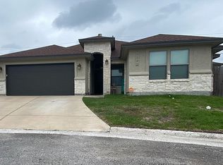 7202 Lake Melody Dr, Corpus Christi, TX 78414