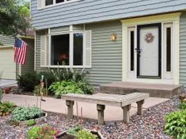 2605 Jewel Ln N, Plymouth, MN 55447