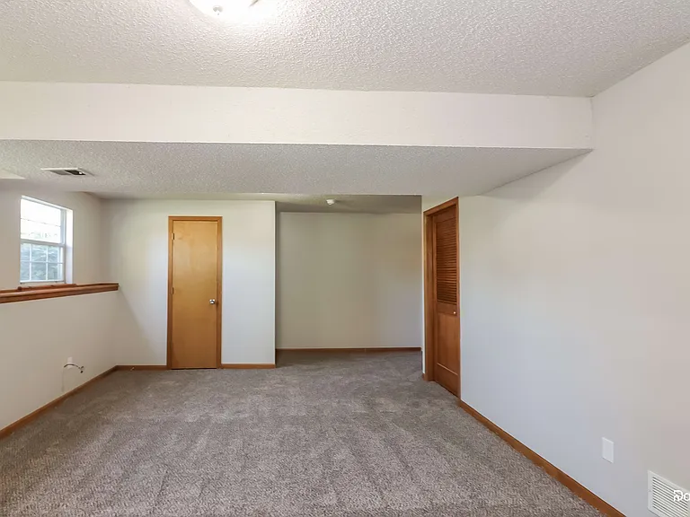 1507 Copeland Ln — Photo 6