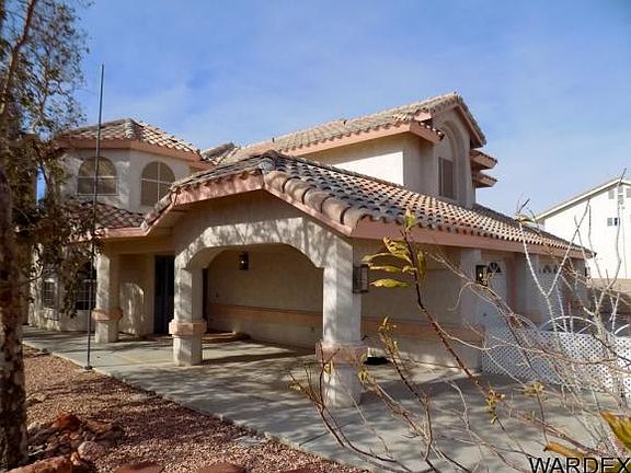 3rd image of 3540 Indian Hill Dr