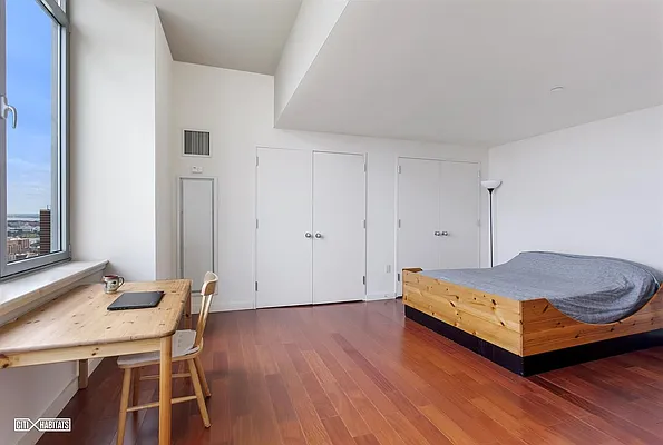 Sold by Citi Habitats | media 33