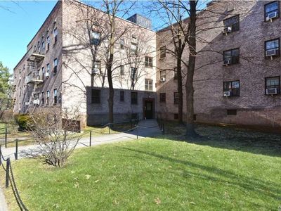 78-11 Main St APT 3E, Flushing, NY, 11367