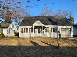 129 S Chestnut St, Princeton, IL 61356