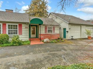 32 Richmond Ave, Medford, OR