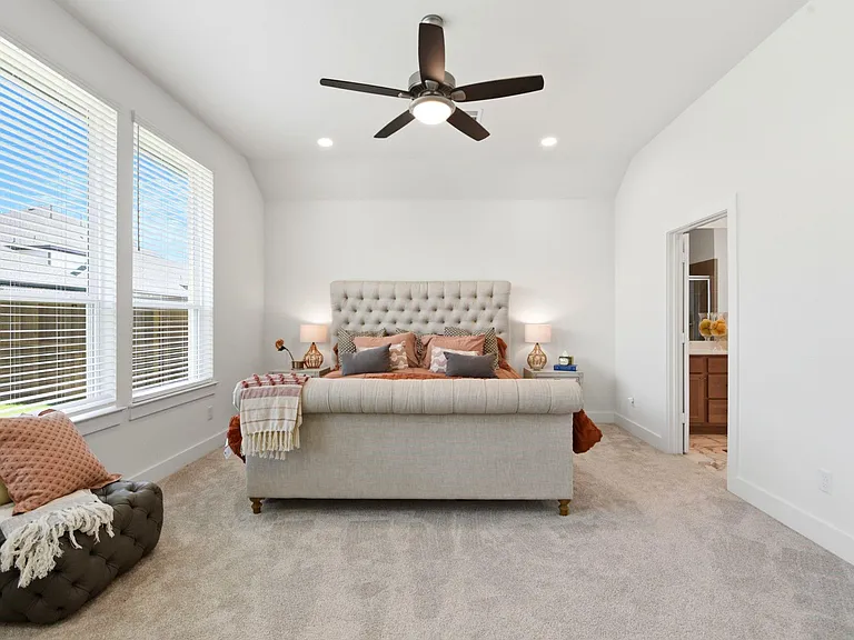 27927 Spring Falls Ct — Photo 21