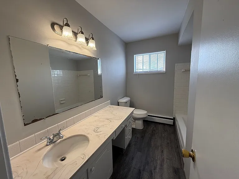 2860 Taft Ave SW — Photo 10