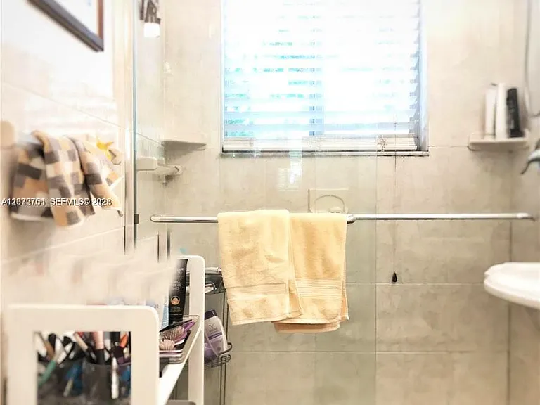1840 James Ave #10 — Photo 14