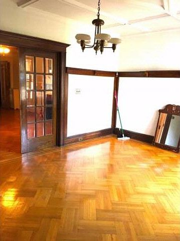 2nd image of 176 68th St