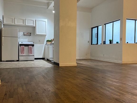 4th image of 635 C St #308