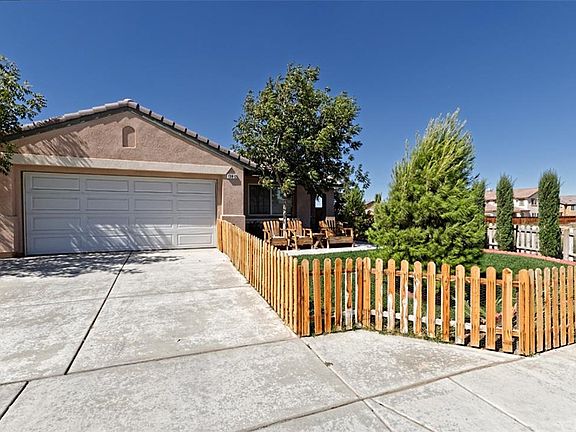 2nd image of 13812 Mesa View Dr