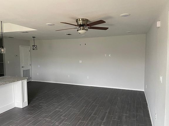 4th image of 1405 Glasscock Ave #A & B
