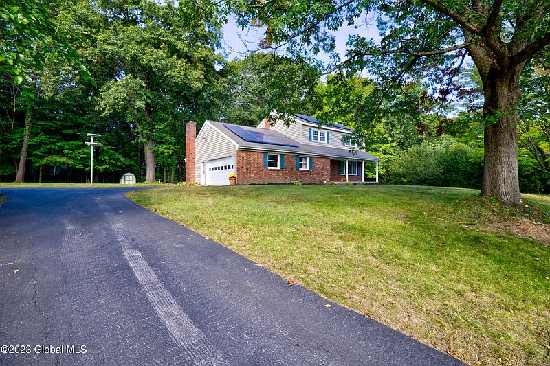 5th image of 13 Stony Brook Drive