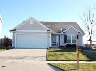 4011 122nd St, Urbandale, IA 50323