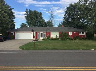 701 Paradise Rd, East Amherst, NY 14051