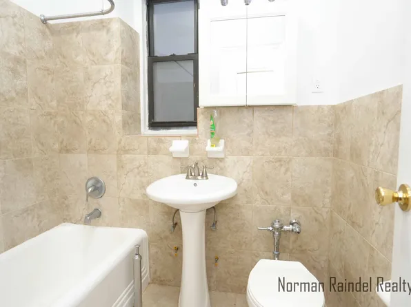 1751 67th Street image 10 of 16