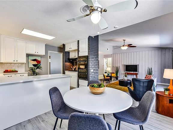 4th image of 5604 Preswyck Dr