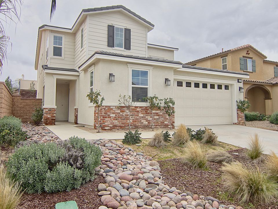 1st image of 36491 Geranium Dr