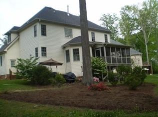 1017 Shannon Ct, Raleigh, NC 27603