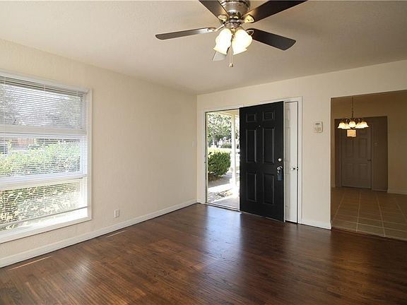 4th image of 3409 Cayman Dr