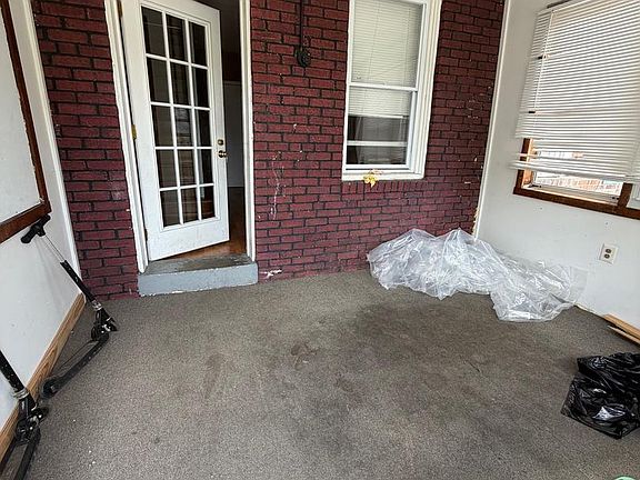 2nd image of 6550 Hegerman St