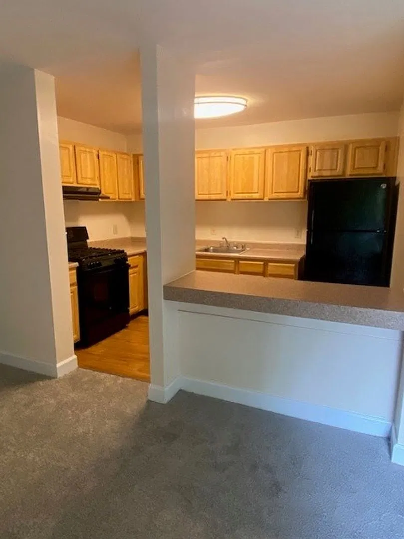 Hewitt Gardens Apartments — Photo 2