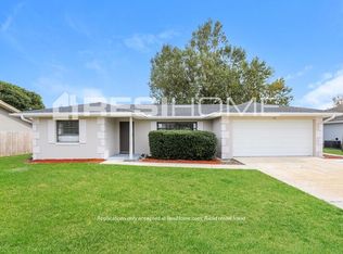 935 Clayton Dr, Deltona, FL 32725