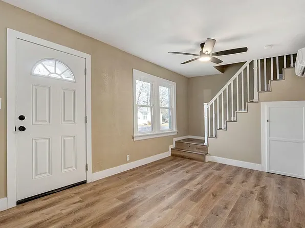 1348 E Stanford St, Springfield, MO 65804