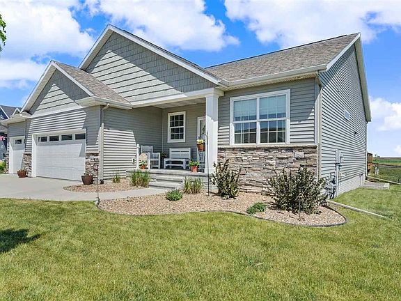 2nd image of 2868 Royal Oak Ridge Rd
