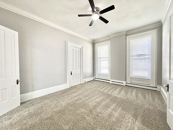 4th image of 521 E Court St #1