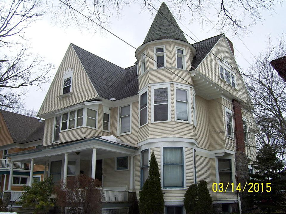 Building Photo 3