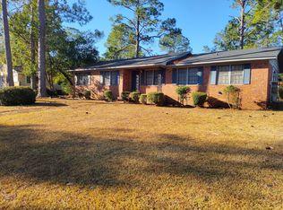 1121 Saint Andrews Dr, Albany, GA 31707