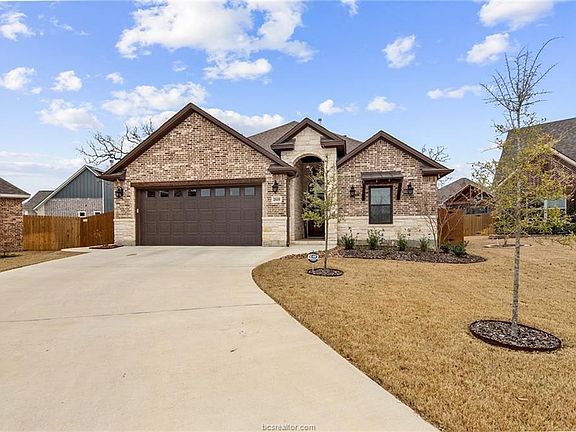 2nd image of 2619 Warkworth Ln