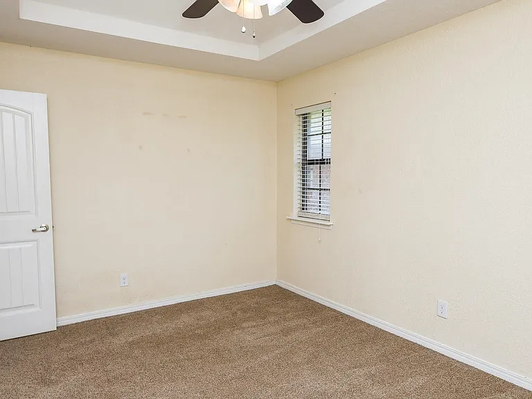 4808 Mount Everest Dr — Photo 28
