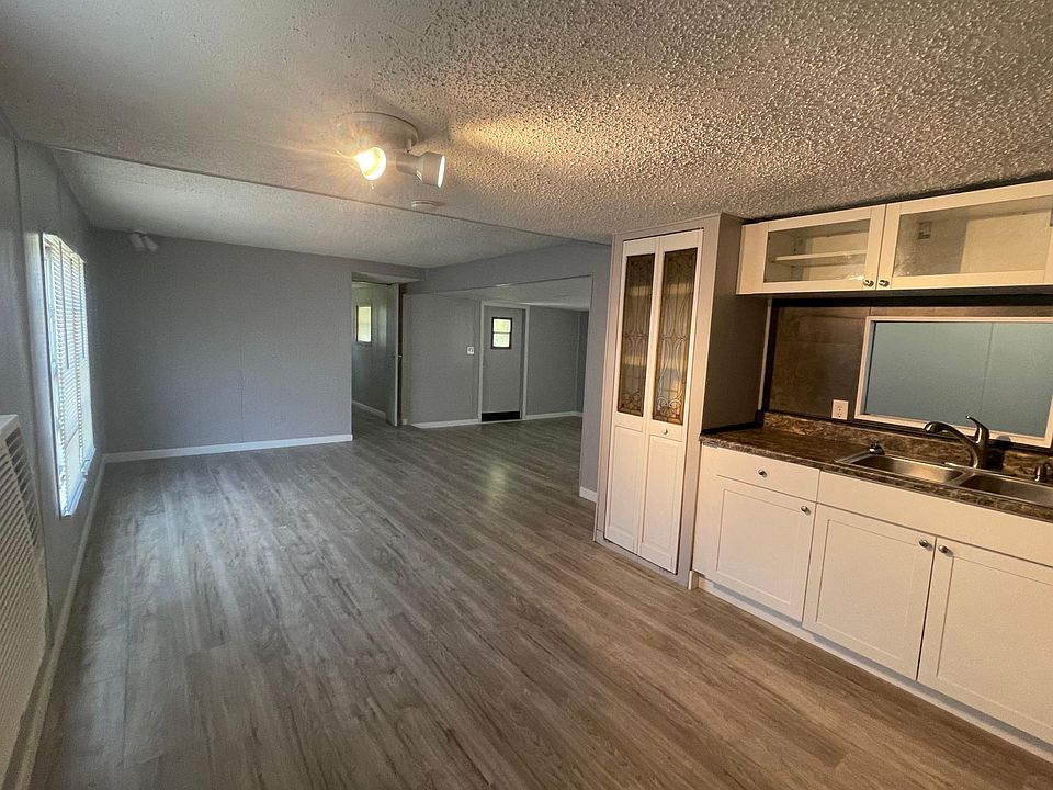 1st image of 20311 Private Ln