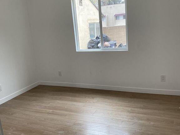 5th image of 57 W Claremont St
