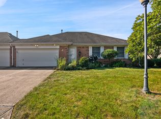 127 Dover Blvd N, Brownsburg, IN 46112