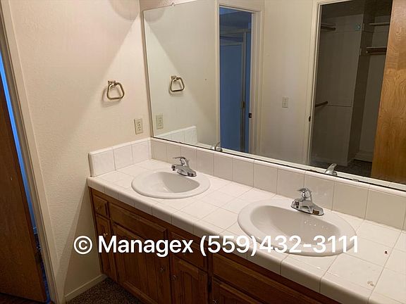 4th image of 5456 N Del Mar Ave APT 103